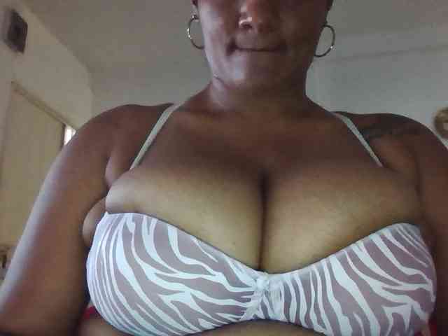 ALEJANDRA07 webcam