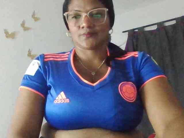 ALEJANDRA07 webcam