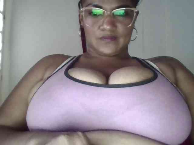 ALEJANDRA07 webcam