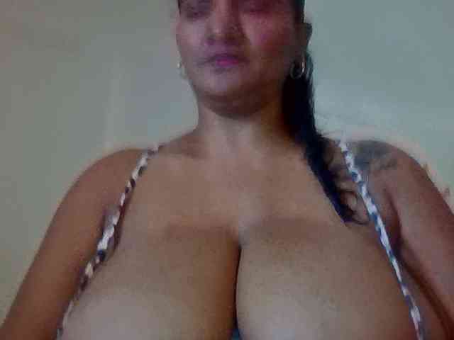 ALEJANDRA07 webcam