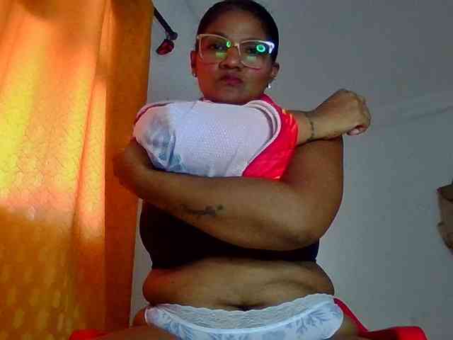 ALEJANDRA07 webcam