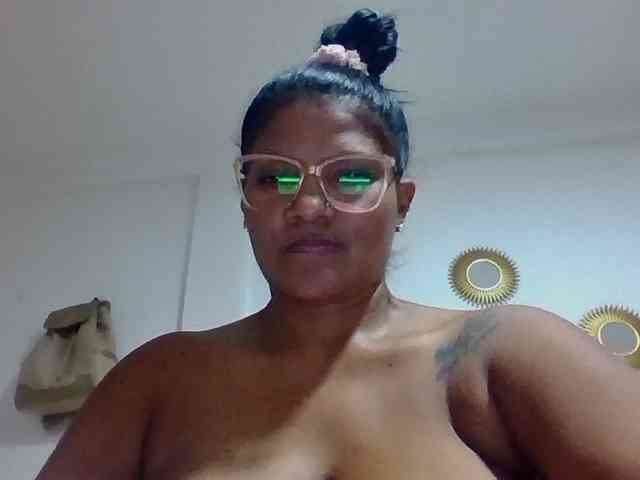 ALEJANDRA07 webcam