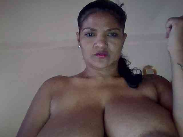 ALEJANDRA07 webcam