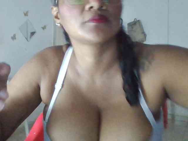 ALEJANDRA07 webcam