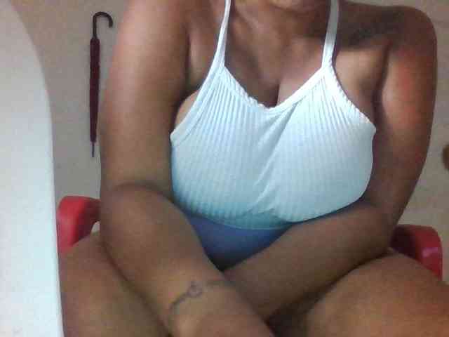ALEJANDRA07 webcam