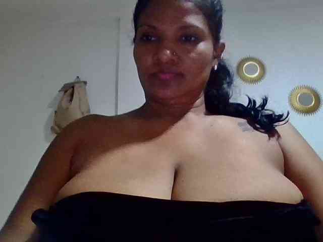 ALEJANDRA07 webcam