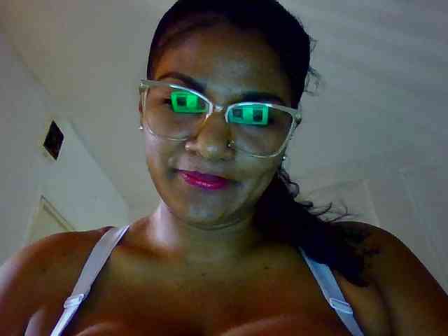 ALEJANDRA07 webcam