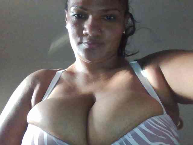 ALEJANDRA07 webcam