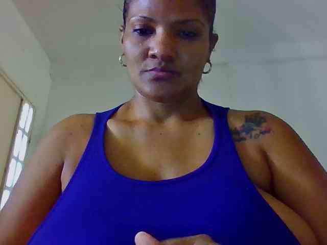 ALEJANDRA07 webcam