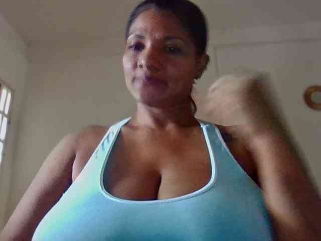 ALEJANDRA07 webcam