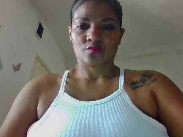 ALEJANDRA07 webcam