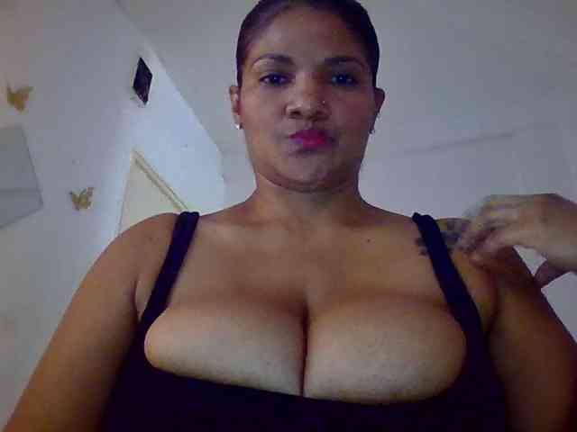 ALEJANDRA07 webcam