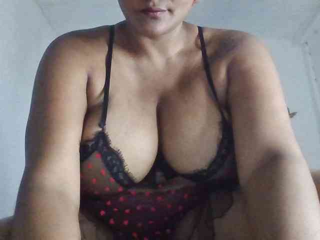 ALEJANDRA07 webcam