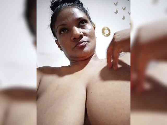 ALEJANDRA07 webcam