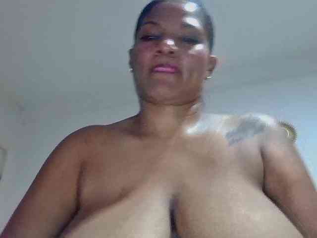 ALEJANDRA07 webcam