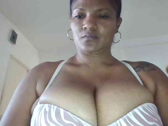 ALEJANDRA07 webcam