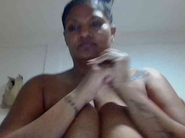 ALEJANDRA07 webcam