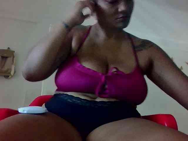 ALEJANDRA07 webcam