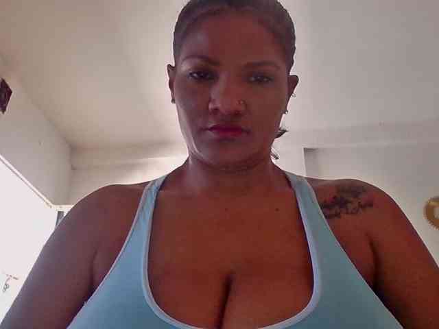 ALEJANDRA07 webcam