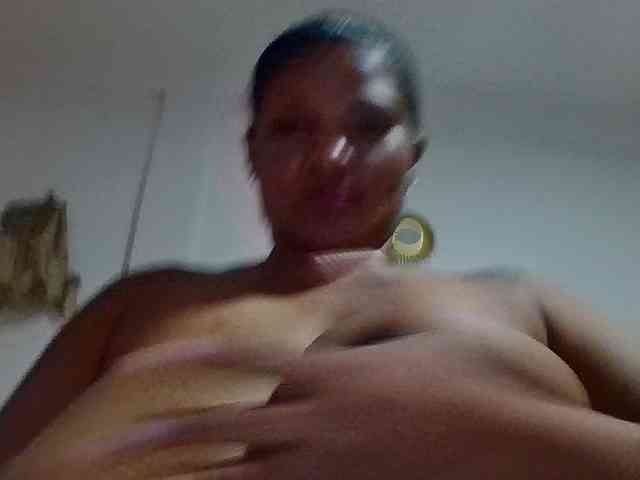 ALEJANDRA07 webcam