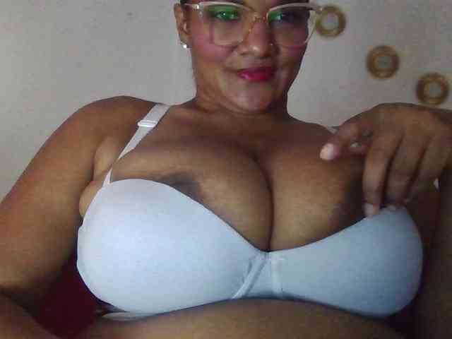 Mayito-love- Live Webcam on BongaCams