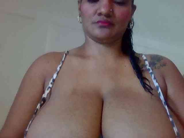 ALEJANDRA07 webcam
