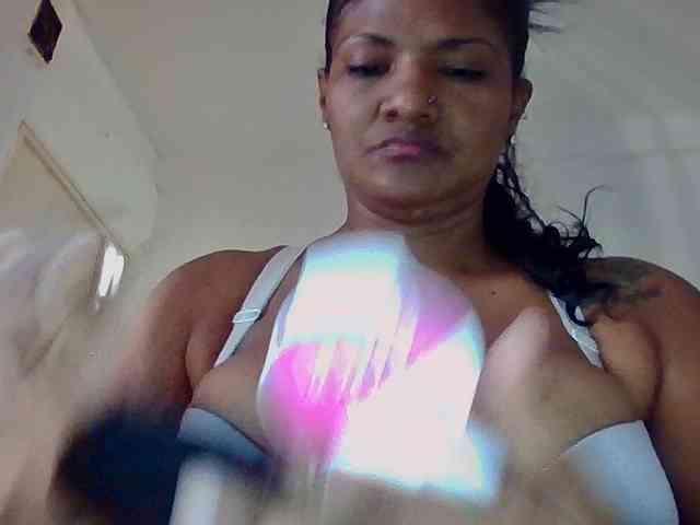 ALEJANDRA07 webcam
