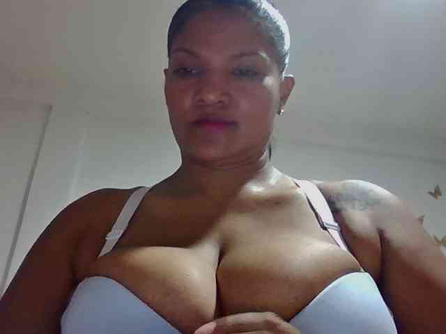 ALEJANDRA07 webcam