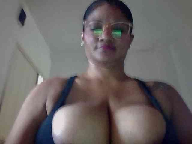 ALEJANDRA07 webcam