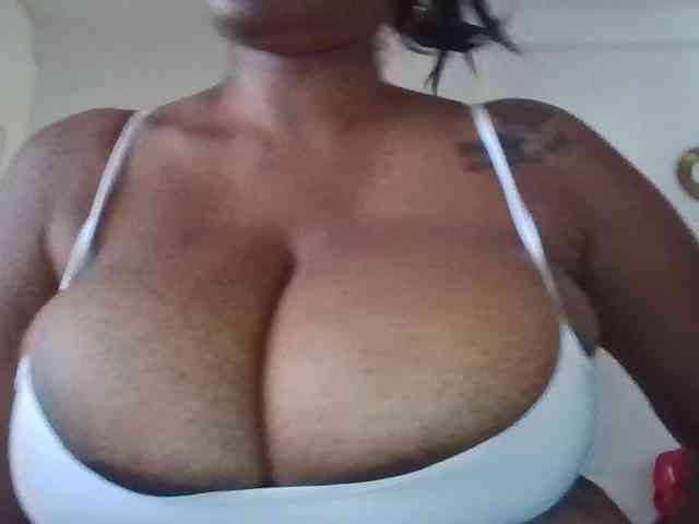 ALEJANDRA07 webcam