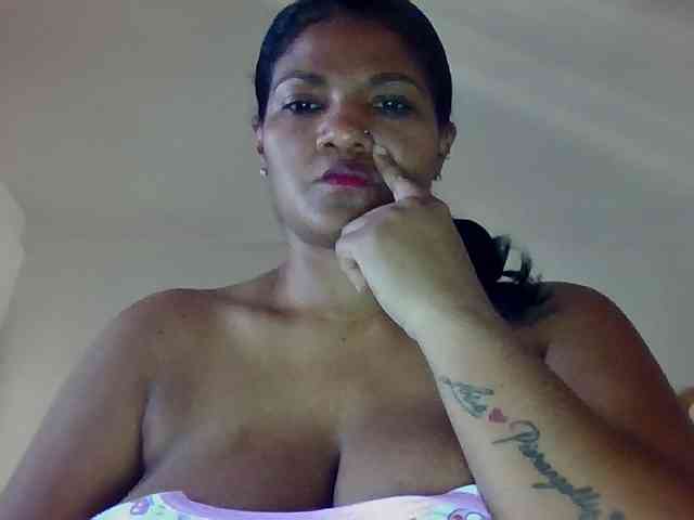 ALEJANDRA07 webcam