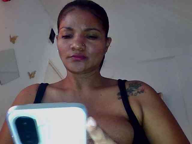 ALEJANDRA07 webcam