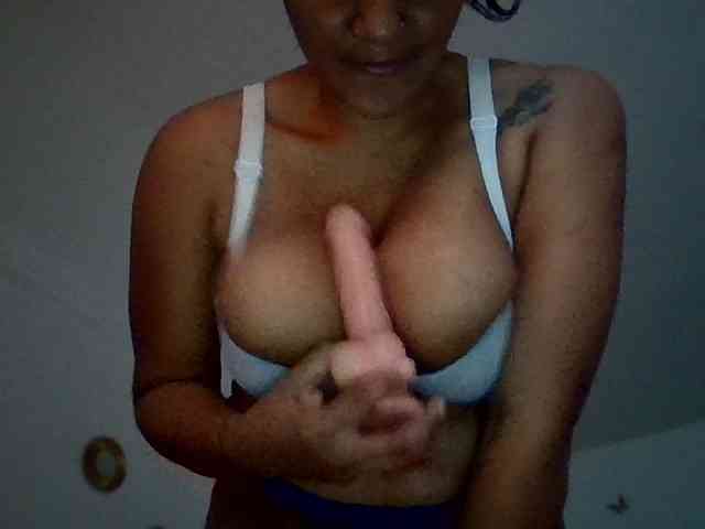 ALEJANDRA07 webcam