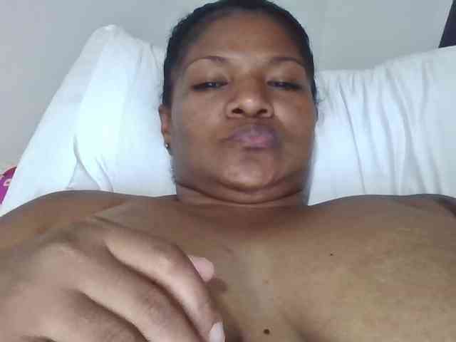 ALEJANDRA07 webcam