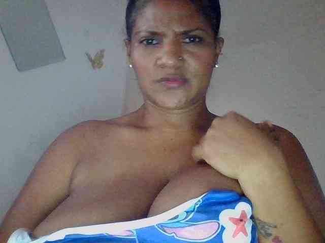 ALEJANDRA07 webcam
