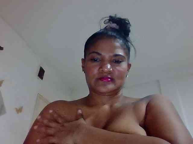ALEJANDRA07 webcam