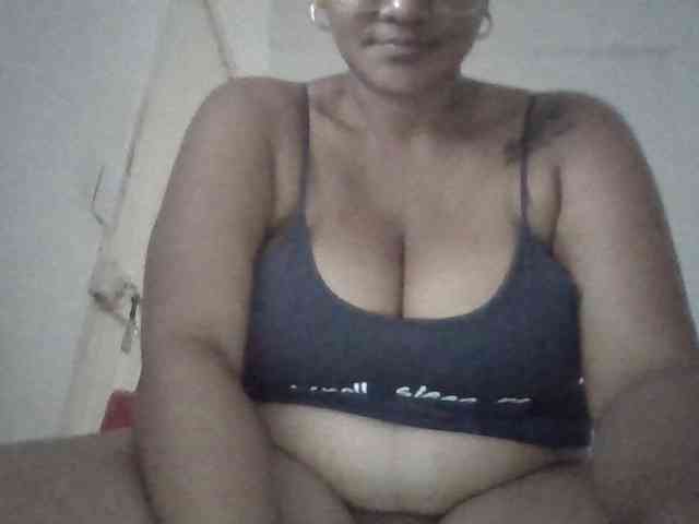 ALEJANDRA07 webcam
