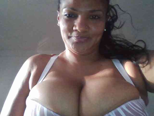 ALEJANDRA07 webcam
