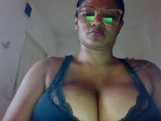 ALEJANDRA07 webcam