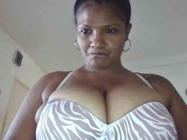 ALEJANDRA07 webcam