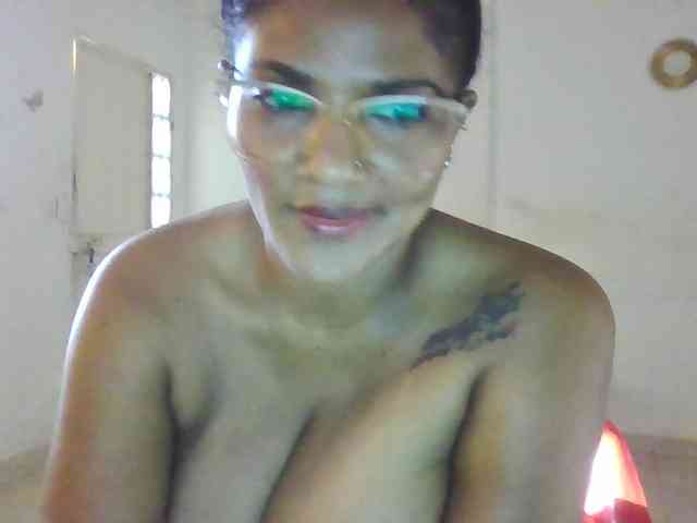 ALEJANDRA07 webcam