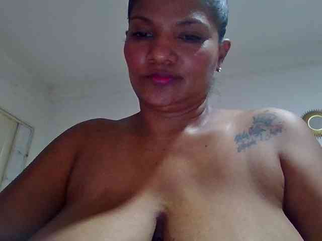 ALEJANDRA07 webcam