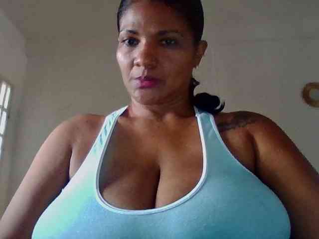 ALEJANDRA07 webcam