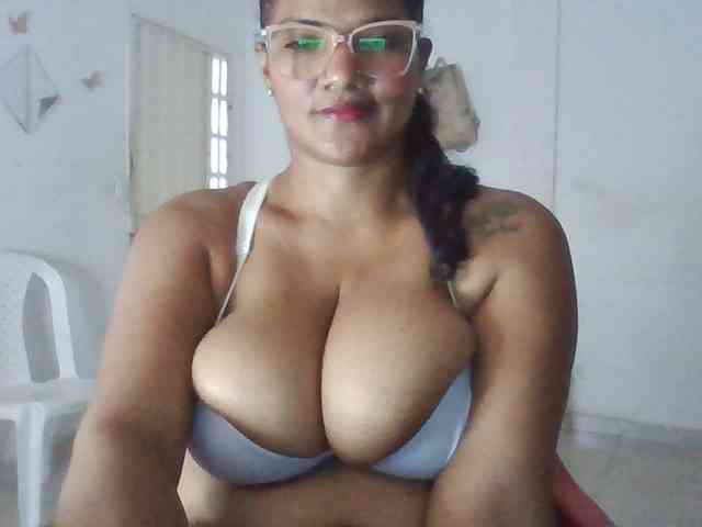ALEJANDRA07 webcam