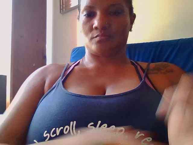 ALEJANDRA07 webcam