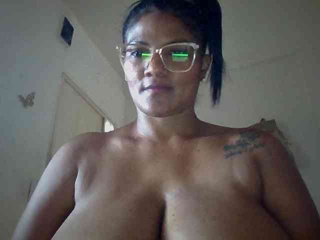 Mayito-love- Live Webcam on BongaCams