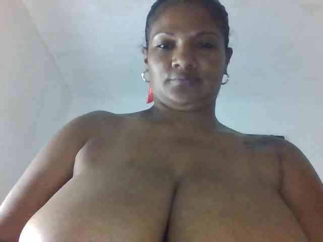 ALEJANDRA07 webcam