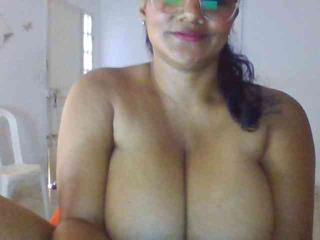 ALEJANDRA07 webcam