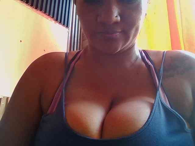 ALEJANDRA07 webcam