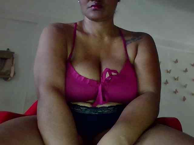 ALEJANDRA07 webcam
